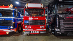 20251019-Tom-Holding-00442